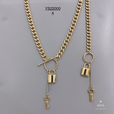 Χρυσά κλειδί περιδεραίων κρεμαστών κοσμημάτων κλειδαριών ανοξείδωτου πολυτέλειας 14k επικεφαλής και βραχιόλι κλειδαριών